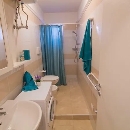 Maggi Maurizia Lägenhet